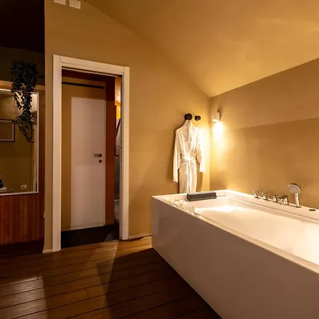 Διαμέρισμα Romac Coronari With Gym, Sauna And Garden Ρώμη